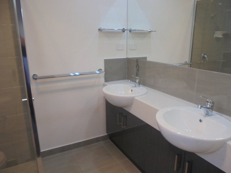 13 Arubi Avenue, Clyde North VIC 3978