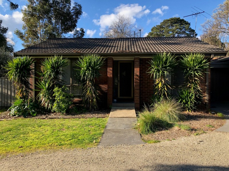 1/31 Peel Street, Berwick VIC 3806