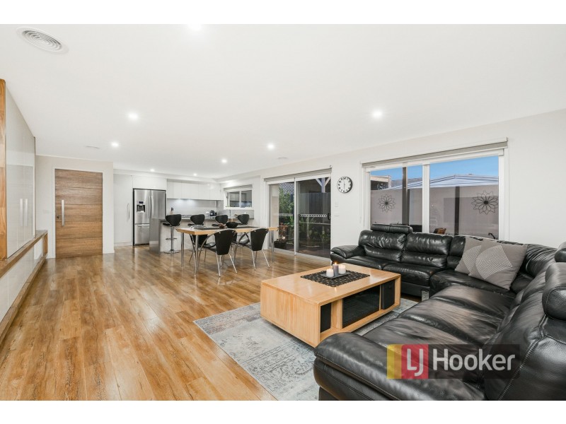 13A Amalfi Drive, Endeavour Hills VIC 3802