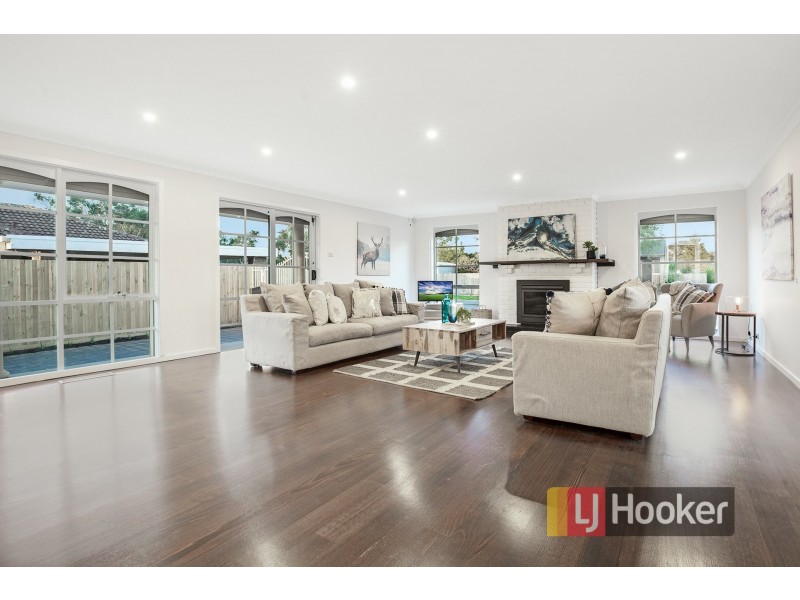 15 Baileyana Dr, Endeavour Hills VIC 3802