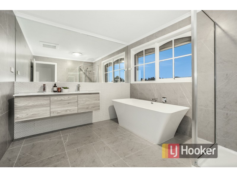 15 Baileyana Dr, Endeavour Hills VIC 3802