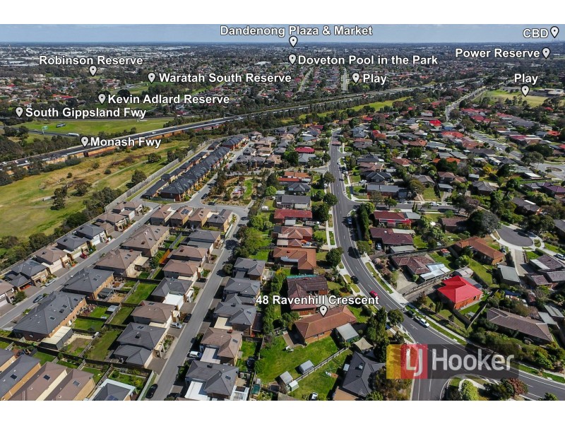 48 Ravenhill Crescent, Endeavour Hills VIC 3802