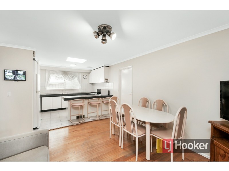 14 Matthew Flinders Avenue, Endeavour Hills VIC 3802