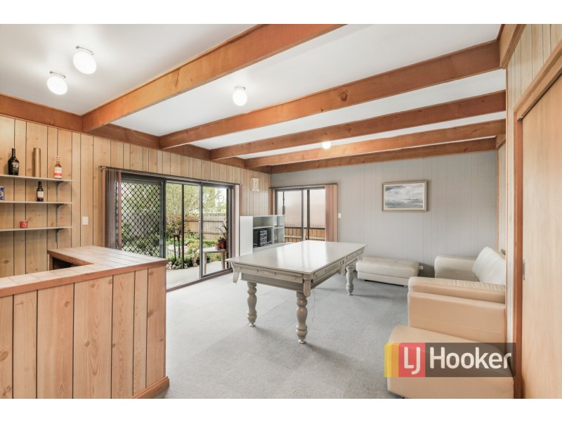 14 Matthew Flinders Avenue, Endeavour Hills VIC 3802