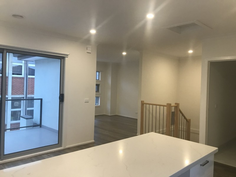 10/88 Princes Highway, Dandenong VIC 3175