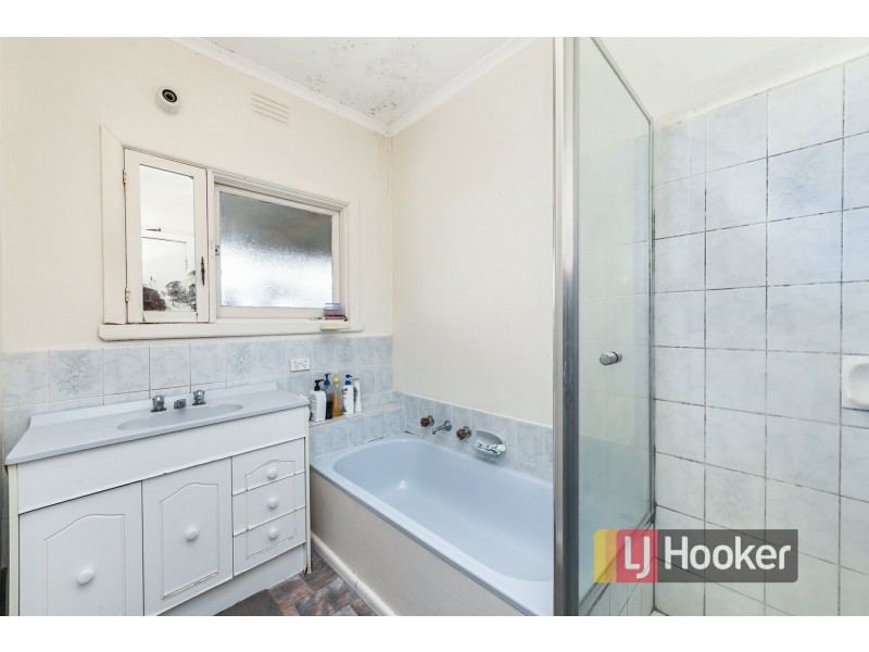 Unit 1/2 Dawn Avenue, Dandenong VIC 3175