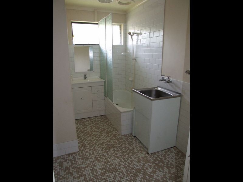 4/16 Brady Road, Dandenong North VIC 3175