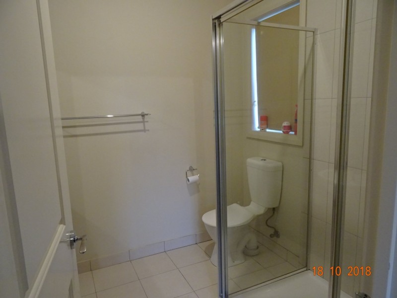 144 Paterson Drive, Lynbrook VIC 3975