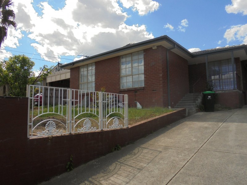 19 Prospect hill Crescent, Dandenong North VIC 3175