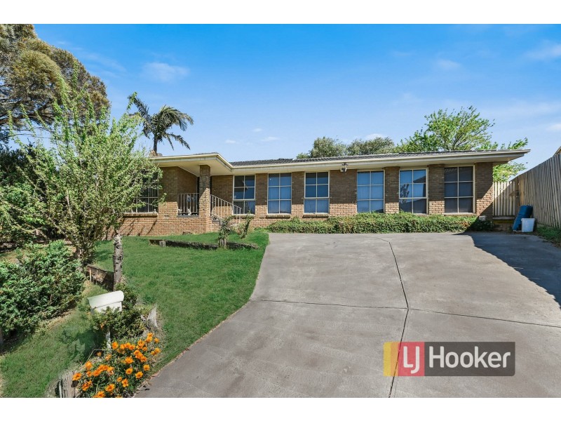 11 Dalvana Court, Hampton Park VIC 3976