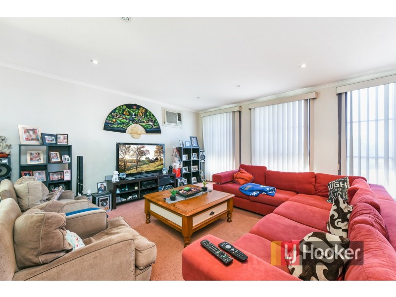 11 Dalvana Court, Hampton Park VIC 3976