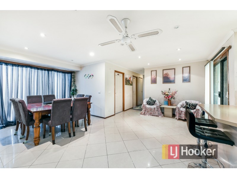 11 Dalvana Court, Hampton Park VIC 3976