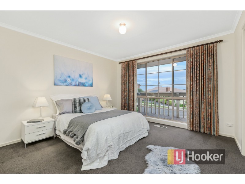 10 Little Boy Rise, Endeavour Hills VIC 3802