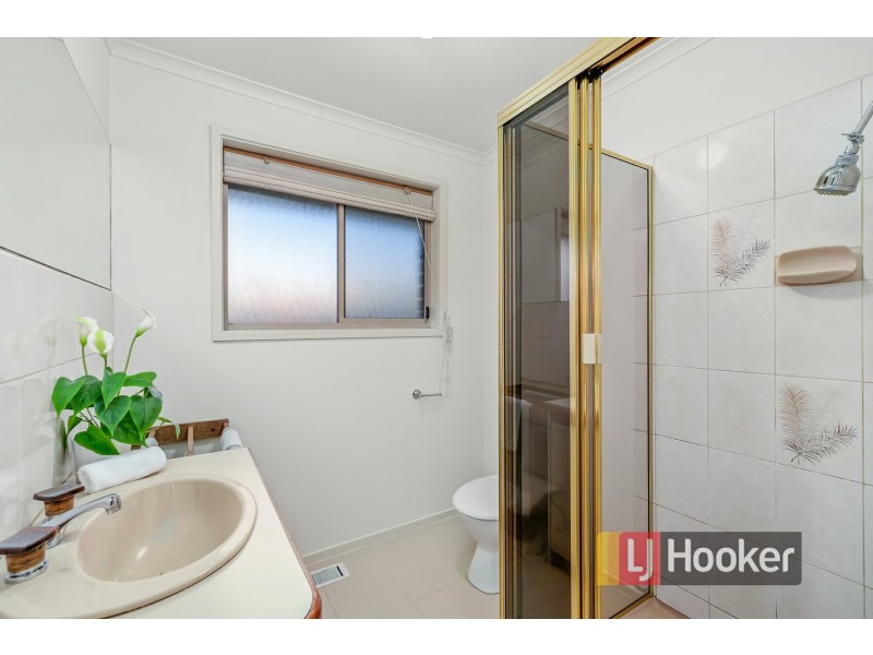 10 Little Boy Rise, Endeavour Hills VIC 3802