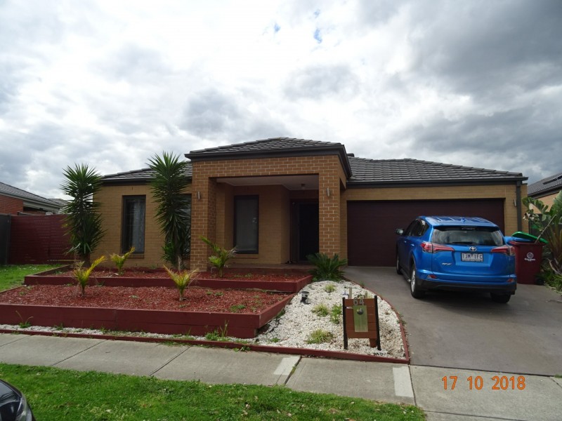 64 Sabel Drive, Cranbourne North VIC 3977
