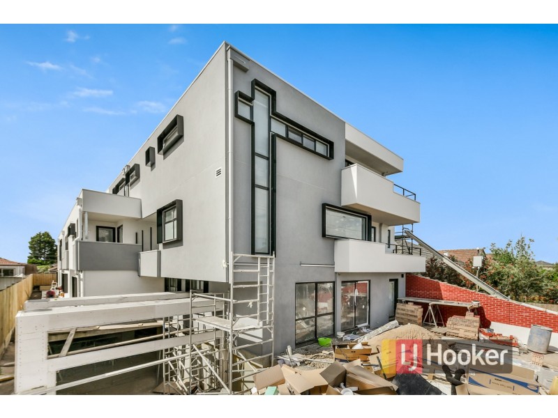 1 & 102/79 Ann Street, Dandenong VIC 3175