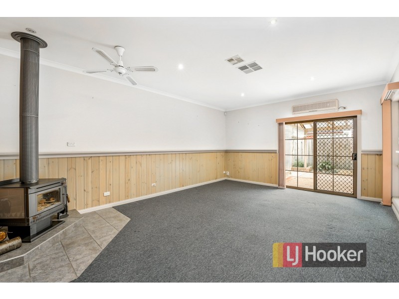 5 Cobblestone Avenue, Narre Warren South VIC 3805