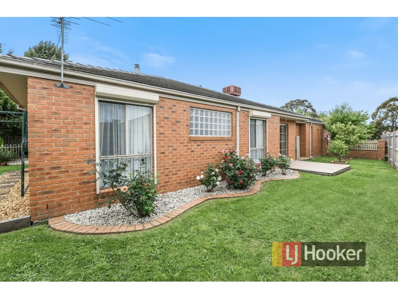 5 Cobblestone Avenue, Narre Warren South VIC 3805