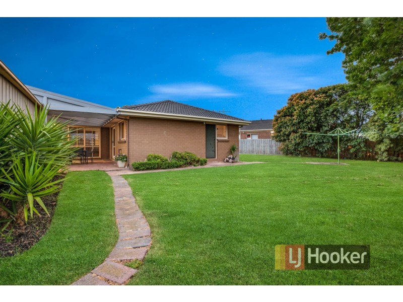 3 Basil Close, Hallam VIC 3803
