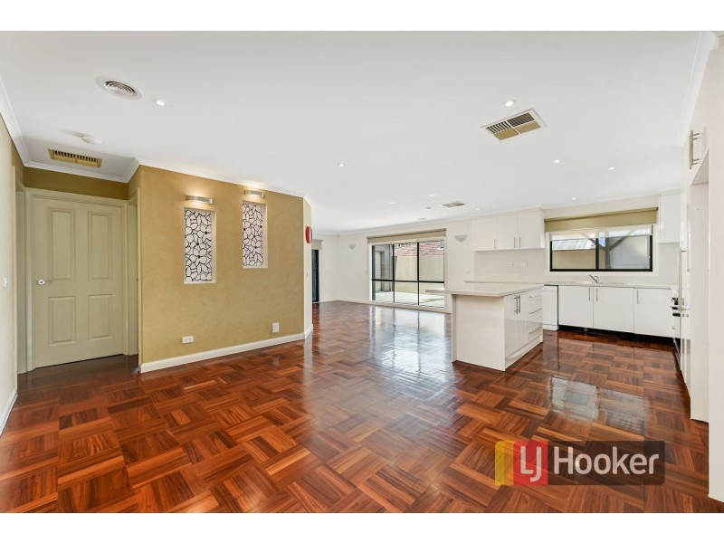 3 Steeple Place, Endeavour Hills VIC 3802