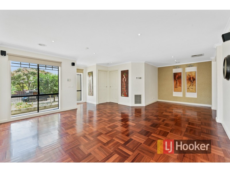 3 Steeple Place, Endeavour Hills VIC 3802