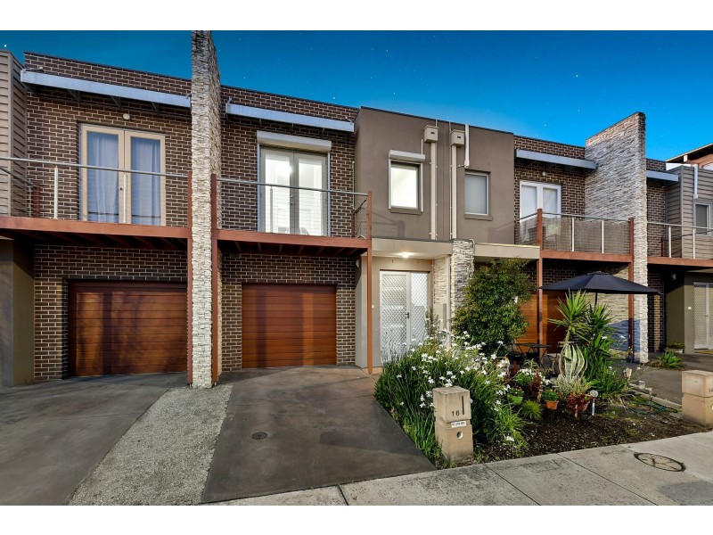 16 Allan Street, Dandenong VIC 3175