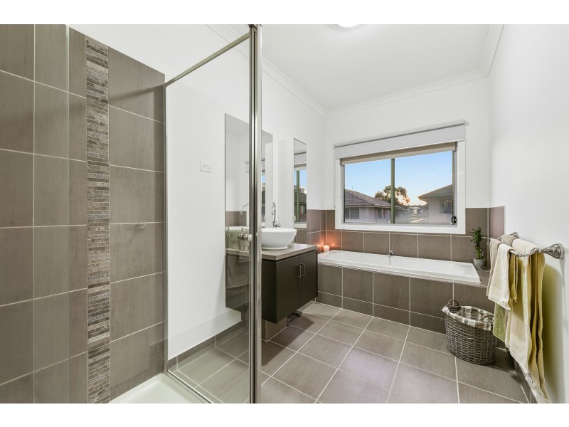 16 Allan Street, Dandenong VIC 3175