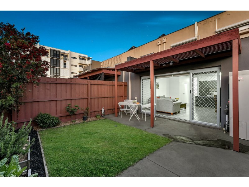 16 Allan Street, Dandenong VIC 3175