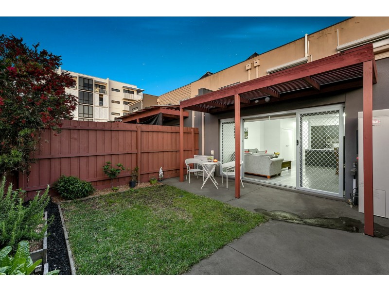 16 Allan Street, Dandenong VIC 3175