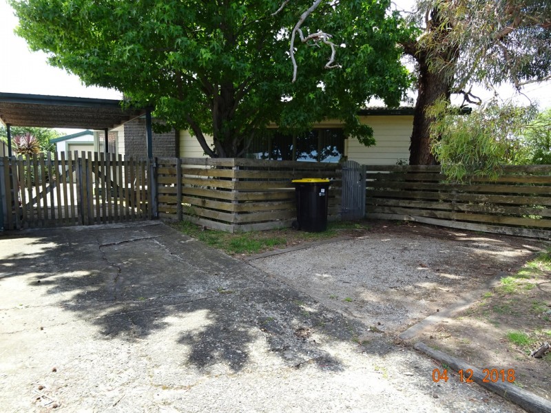 15 Pinewood Avenue, Dandenong North VIC 3175