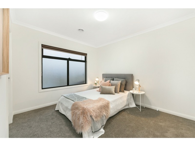 1a Magnolia Grove, Doveton VIC 3177