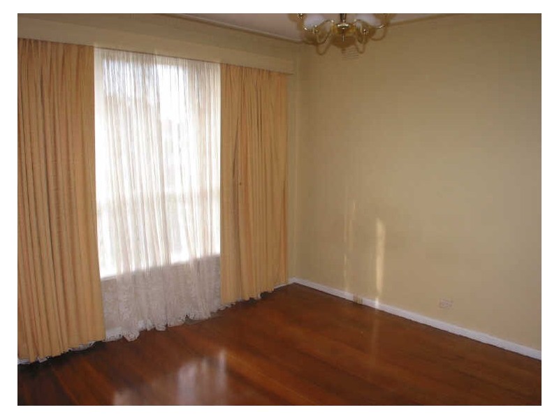 24 Suzanne Street, Dandenong VIC 3175