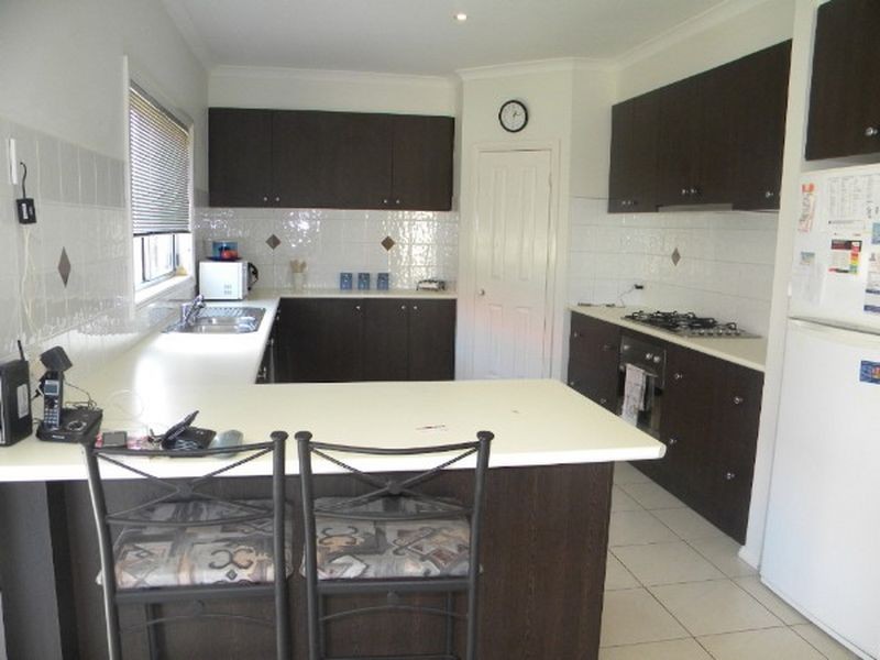 30 Bluehills Boulevard, Pakenham VIC 3810