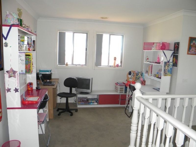 30 Bluehills Boulevard, Pakenham VIC 3810