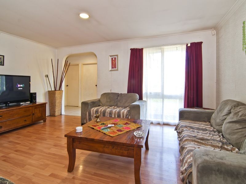 7 Jarvis Crescent, Dandenong North VIC 3175