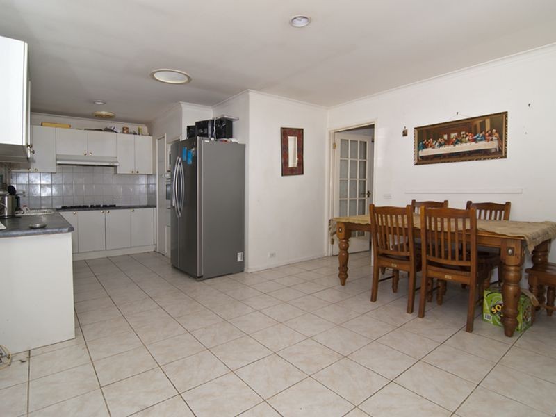 7 Jarvis Crescent, Dandenong North VIC 3175