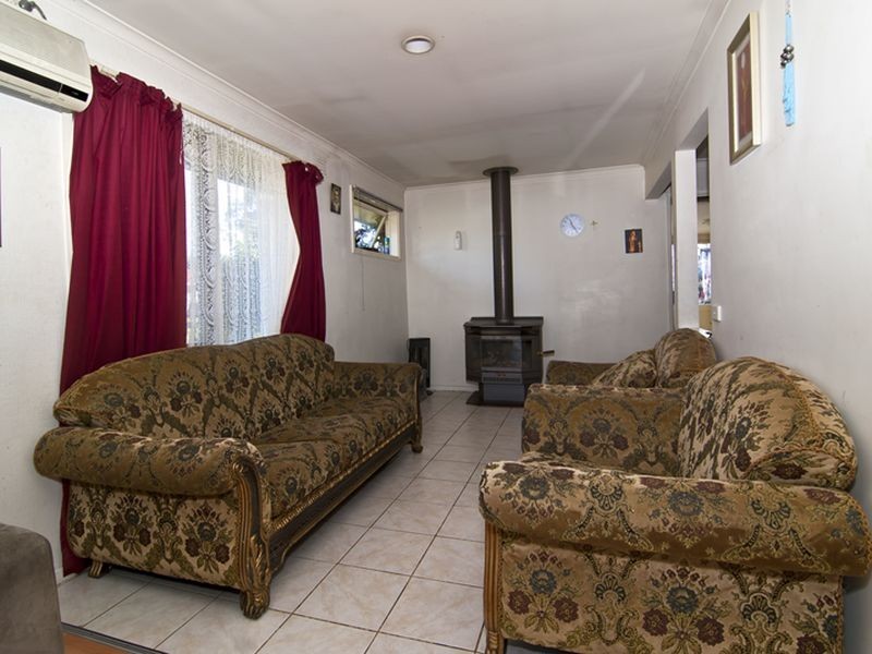 7 Jarvis Crescent, Dandenong North VIC 3175