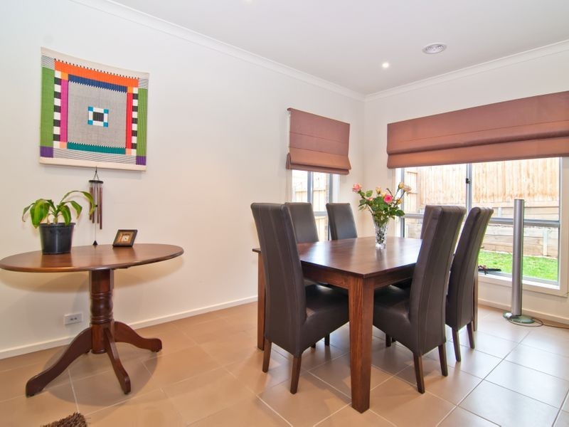 23 Barrier Reef Circuit, Endeavour Hills VIC 3802