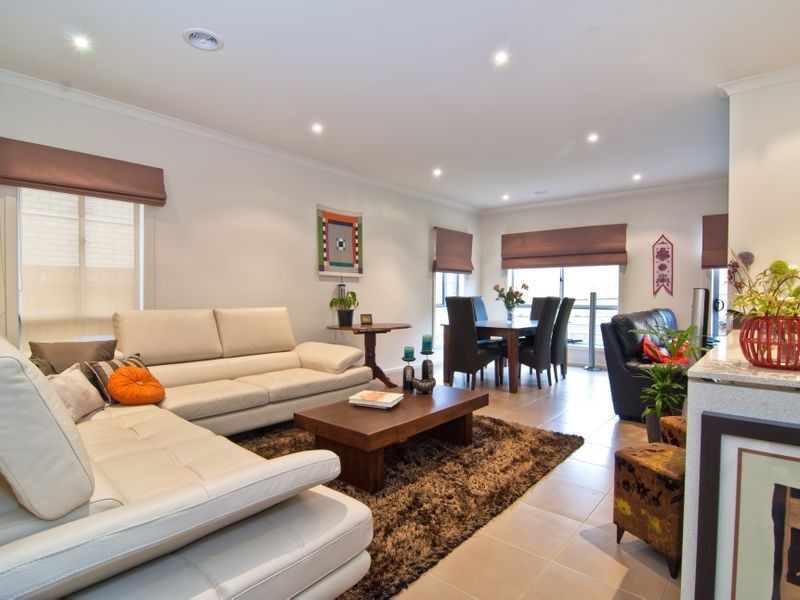 23 Barrier Reef Circuit, Endeavour Hills VIC 3802