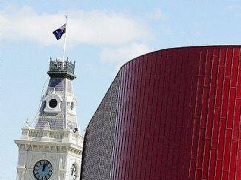 2/16 Laburnam Grove, Doveton VIC 3177