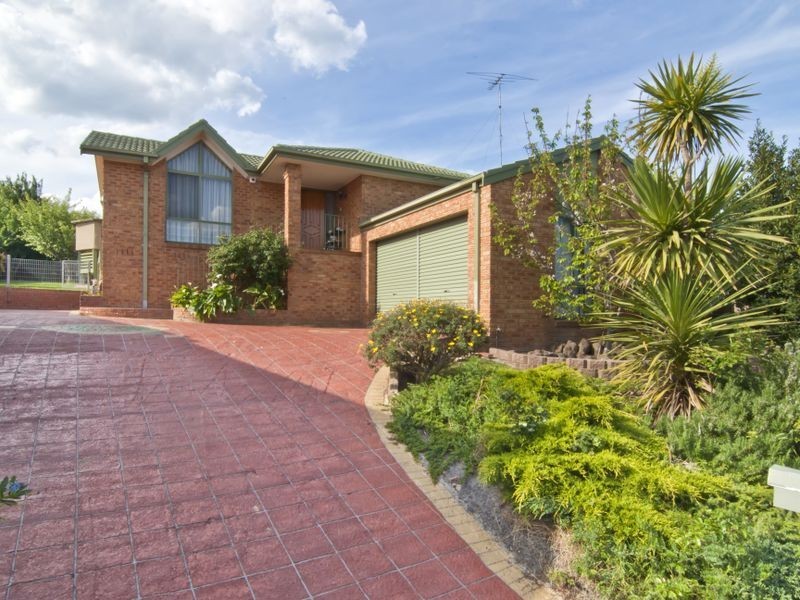 6 Bogong Close, Hallam VIC 3803