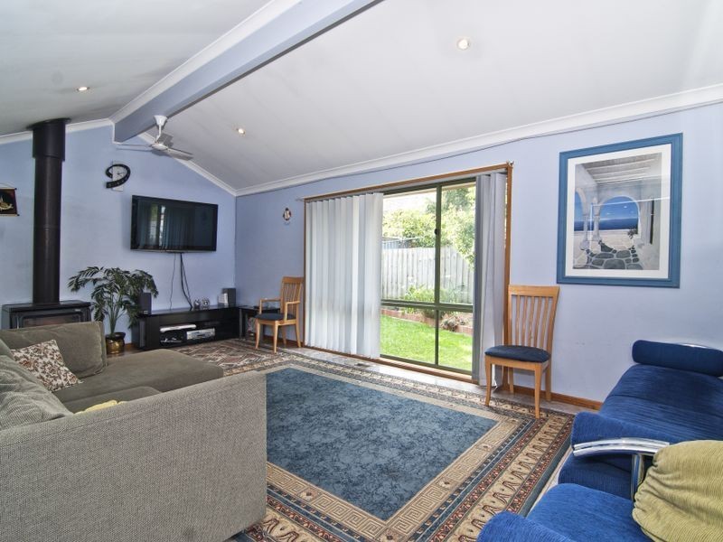 6 Bogong Close, Hallam VIC 3803