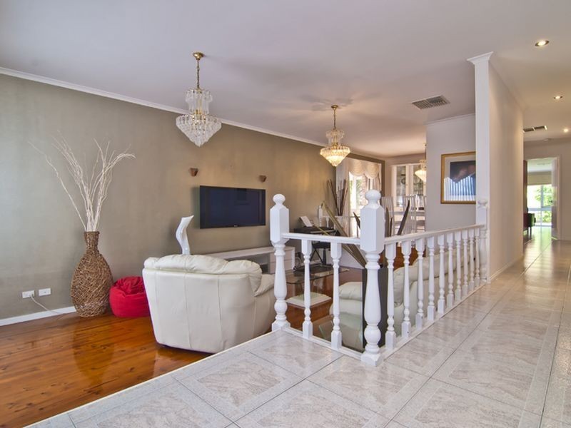 6 Sargood Court, Endeavour Hills VIC 3802