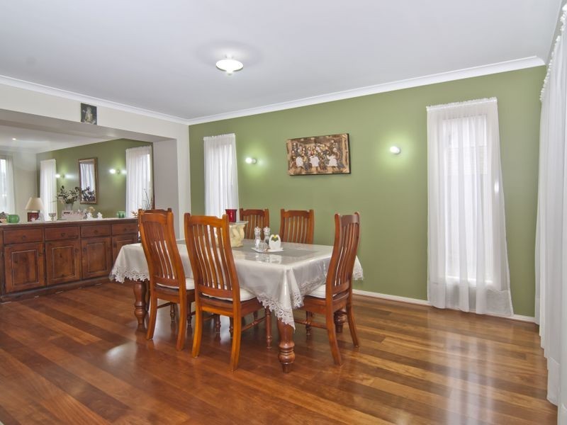 61 Telford Drive, Berwick VIC 3806