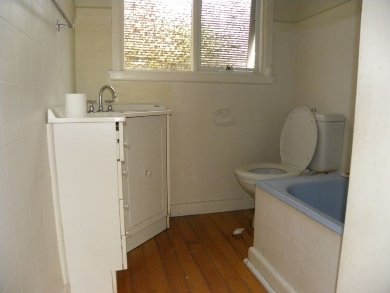 6 Hopkins Street, Dandenong VIC 3175