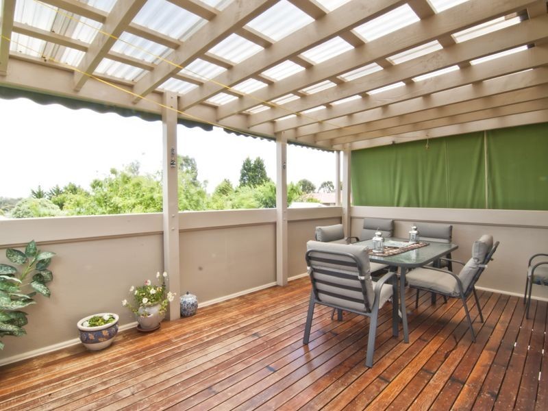 9 Inverness Street, Endeavour Hills VIC 3802