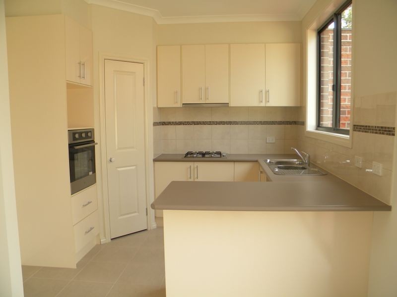 2/ 6 Adelaide Street, Dandenong VIC 3175