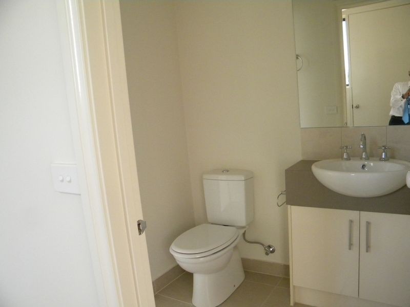 2/ 6 Adelaide Street, Dandenong VIC 3175