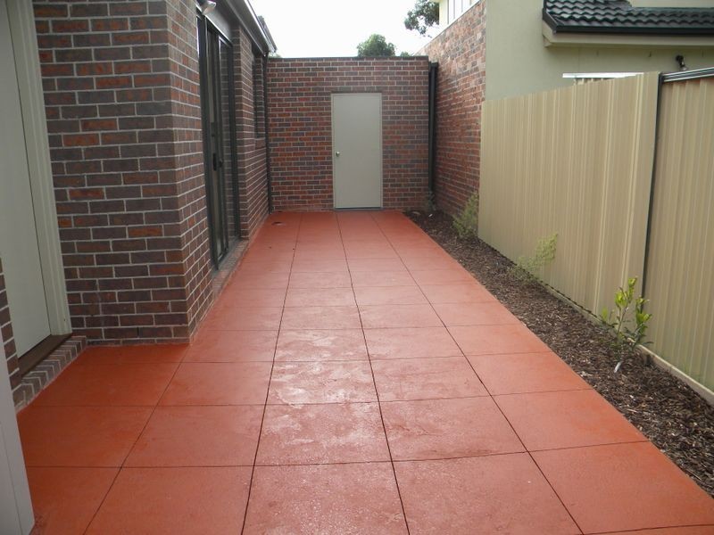 2/ 6 Adelaide Street, Dandenong VIC 3175