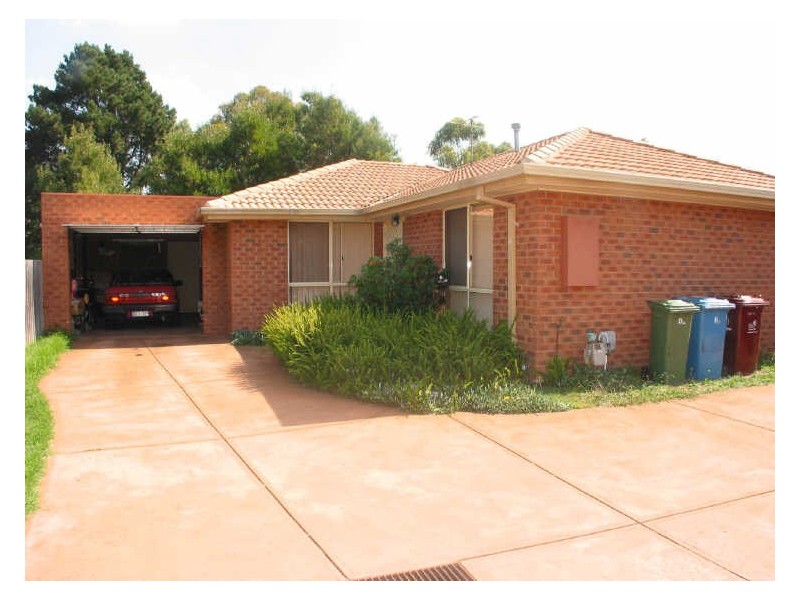 4/110 Kelvinside Road, Noble Park VIC 3174